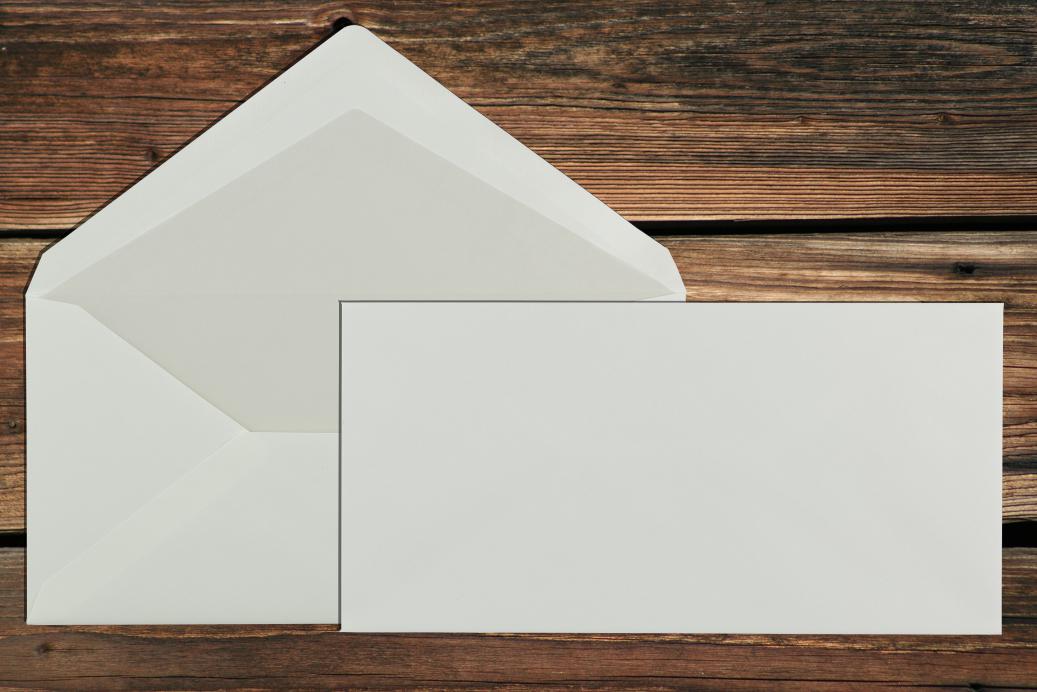 Briefhüllen DL 110x220 mm Nassklebend Cremeweiß Leinen 110 g/qm